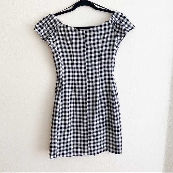 Lulu’s Gingham Off The Shoulder Dress - Picture 7 of 8